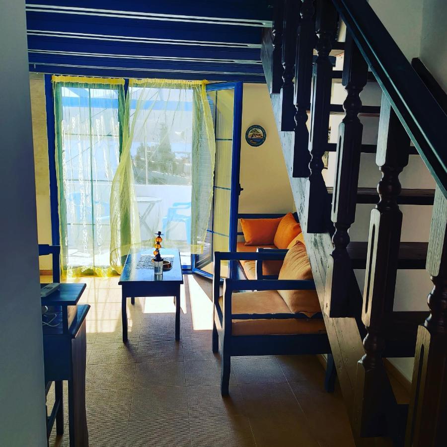 Blue Sky Aparts Livadia  Exterior foto